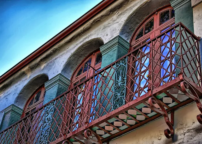 Santa Cruz Inn